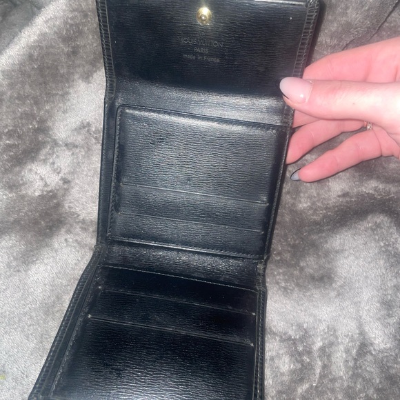 AUTHENTIC Louis Vuitton Epi Leather wallet black - Picture 4 of 5